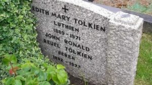 Tolkein grave